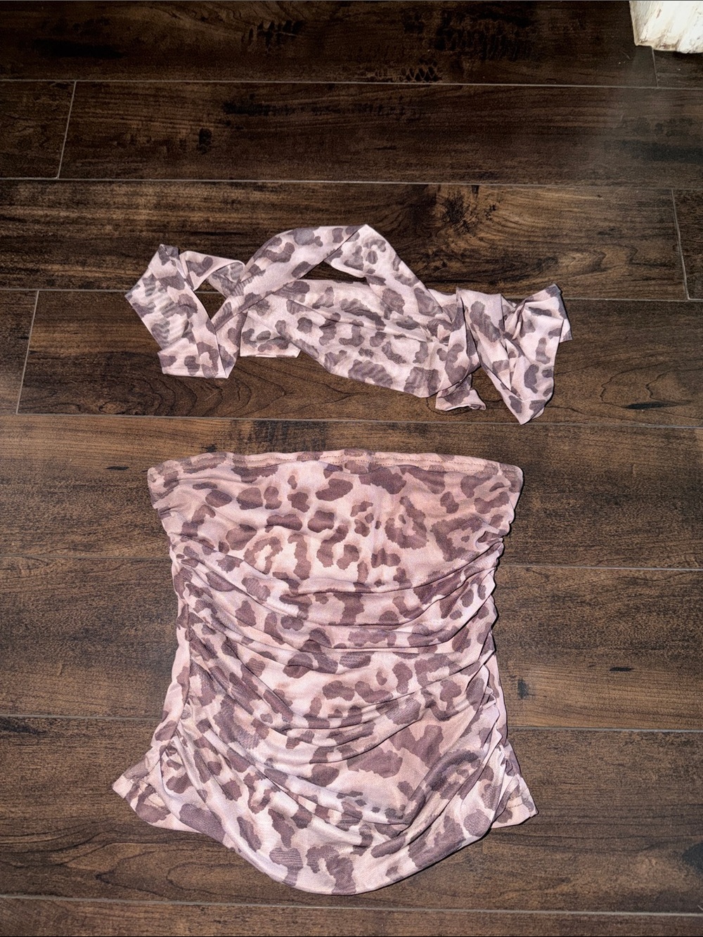 SHEIN Pink Leopard Print Strapless Ruched Tube Top with Scarf